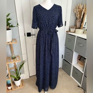 The Main Street Exchange | Navy and White Flutter Sleeve Maxi Dress | Size Small